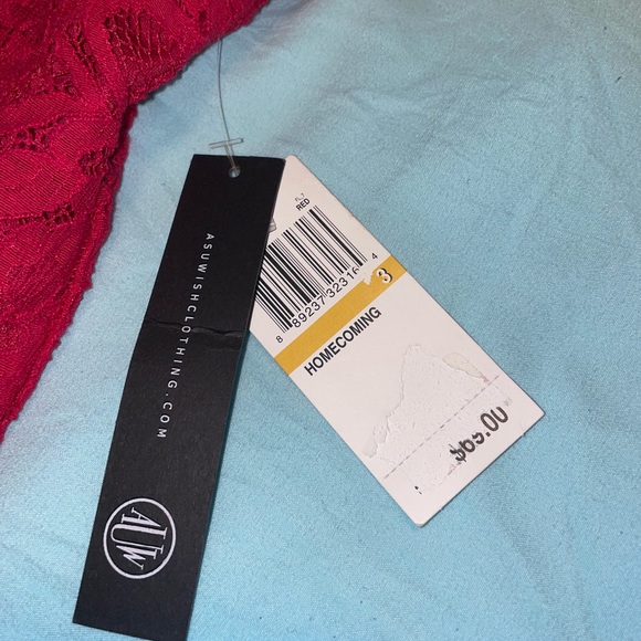 NWT Red Lace Dress - Picture 4 of 4